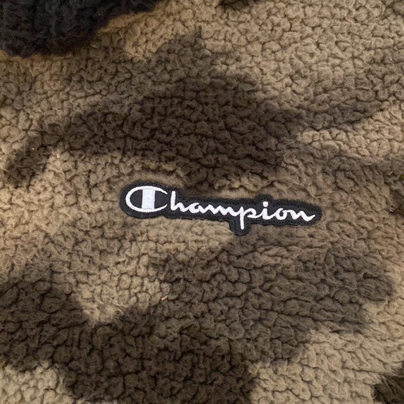 Fleece jacket - Picture 2 of 5